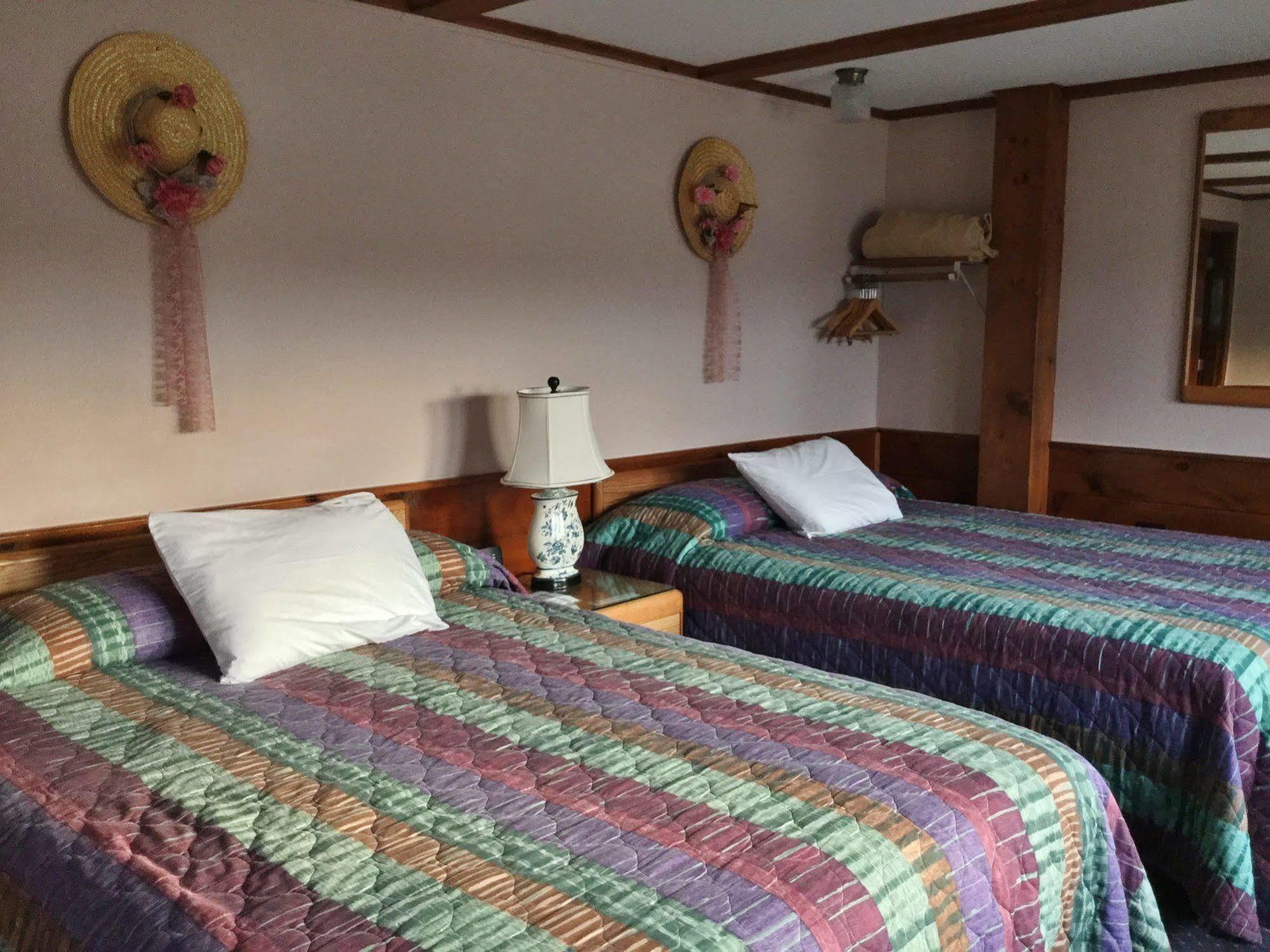 Bay Top Motel Weirs Beach Buitenkant foto