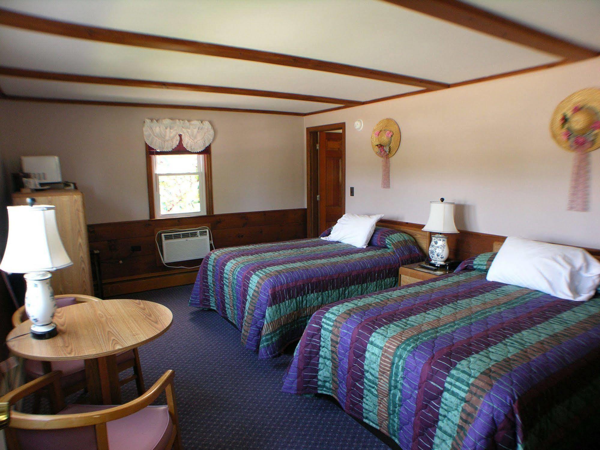 Bay Top Motel Weirs Beach Buitenkant foto
