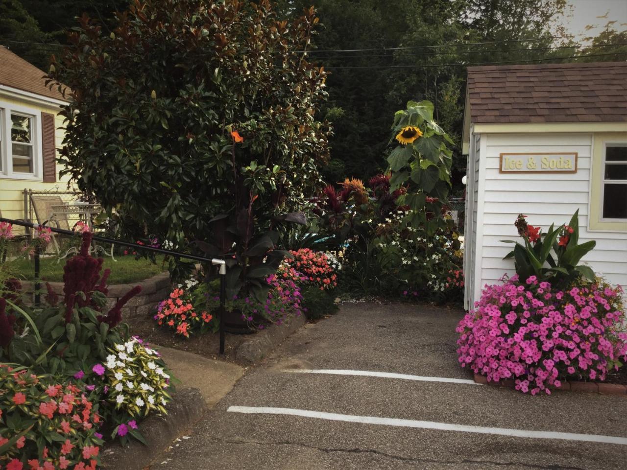 Bay Top Motel Weirs Beach Buitenkant foto